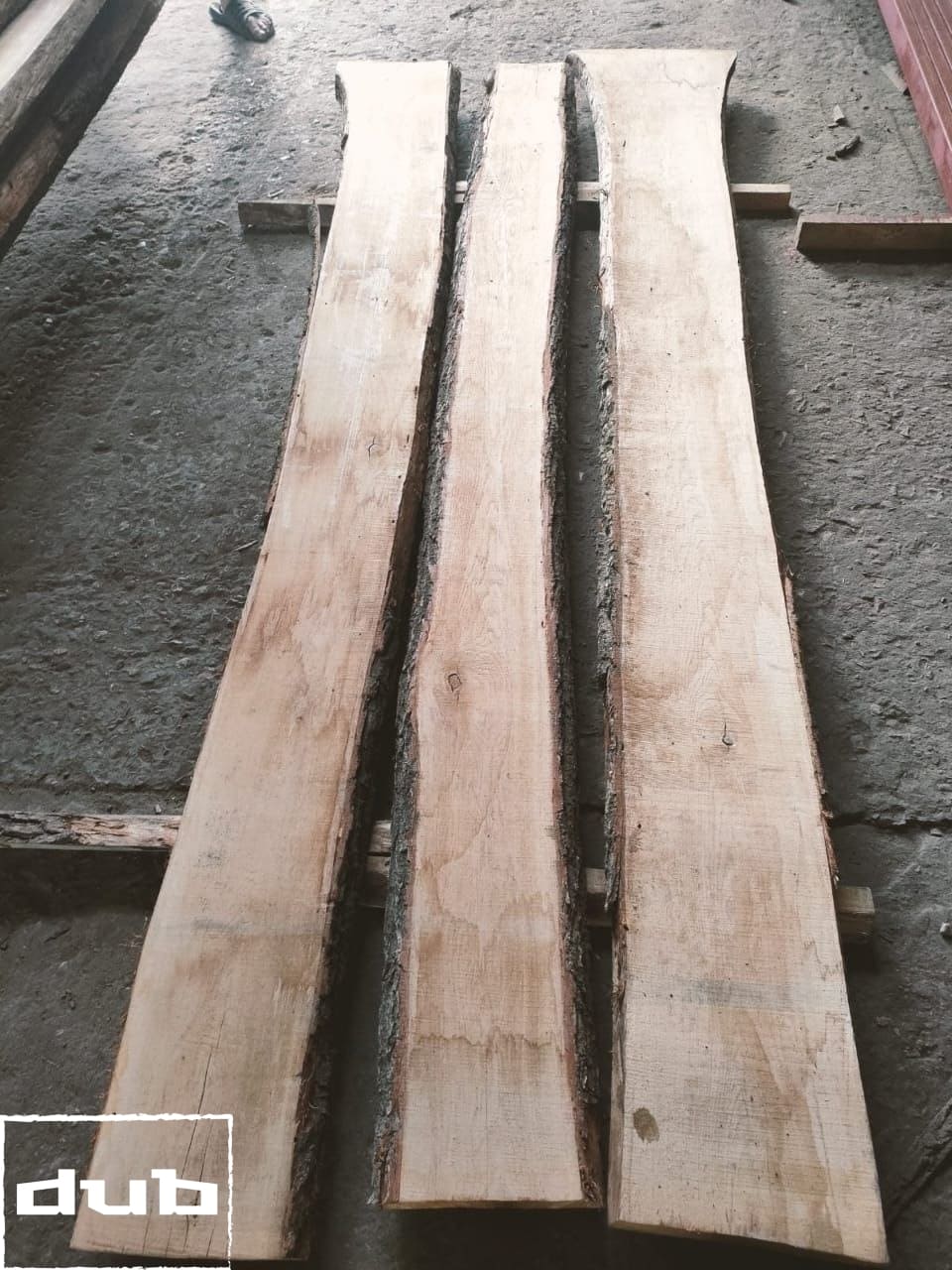Доска дуба сухая необрезная 0 сорт 3000х150х50